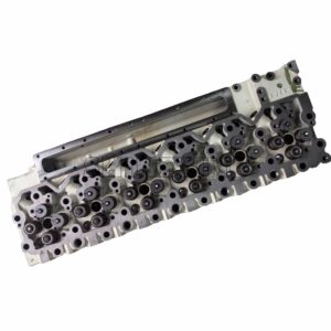 Excavator Diesel 6CT8.3 Engine Part Cylinder Head 5529522